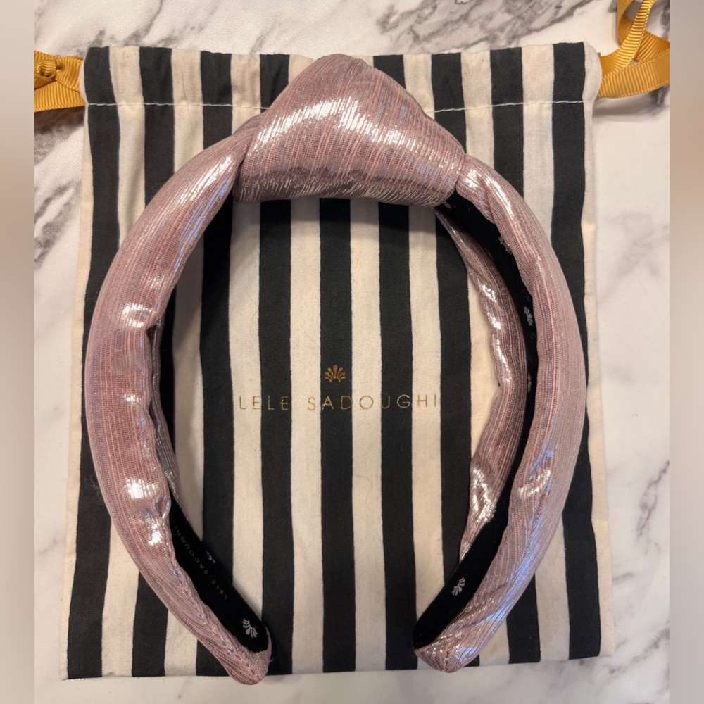 Lelesadoughi pink shimmer knotted headband